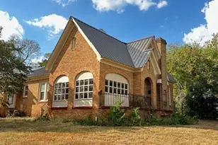 1501 N Jackson St, Palestine, TX 75803 - Photo 1