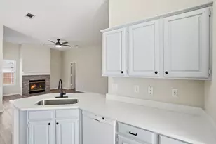 10900 Trestles Rd, Frisco, TX 75035 - Photo 12