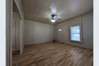 731 Cherry Street #A, Graham, TX 76450 - Photo 2