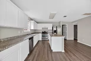 332 Bob White Dr, Red Oak, TX 75154 - Photo 12