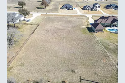 209 Maverick Court, Granbury, TX 76049 - Photo 1