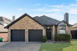 903 Ragland Dr, Cedar Hill, TX 75104 - Photo 1