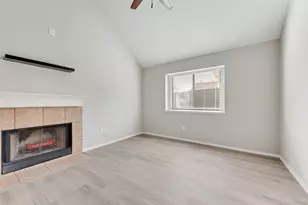 903 Ragland Dr, Cedar Hill, TX 75104 - Photo 6