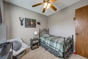 1019 S Valentine Dr, Sherman, TX 75090 - Photo 18