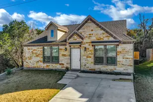 2211 Cactus Alley, Granbury, TX 76048 - Photo 2