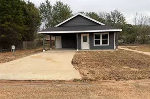 104 Plumthicket Ln, Trinidad, TX 75163 - Photo 1