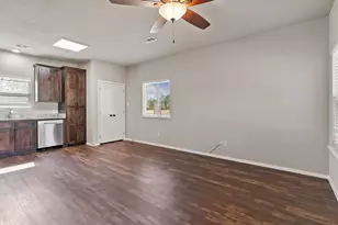 315 S Bradshaw St, Denton, TX 76205 - Photo 12