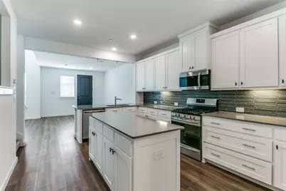 663 Vista Oaks Road, Lewisville, TX 75067 - Photo 6