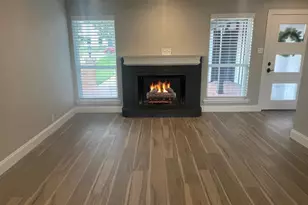 3535 Shady Brook Dr, Bedford, TX 76021 - Photo 4