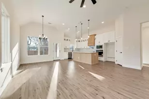 2218 Water Crest Ln, Glenn Heights, TX 75154 - Photo 10