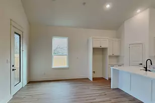 5416 Carver Dr, Fort Worth, TX 76107 - Photo 4