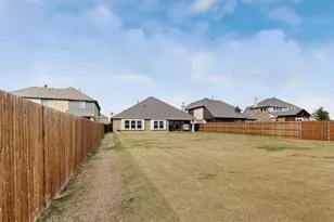 205 Lakewood Ln, Ponder, TX 76259 - Photo 20