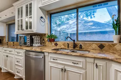 1950 Hidden Valley, Rockwall, TX 75087 - Photo 8