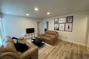 1113 Roosevelt St, Arlington, TX 76011 - Photo 2