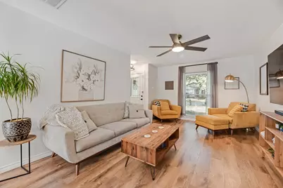 1422 Deepwood Drive, Garland, TX 75040 - Photo 10