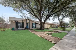 1422 Deepwood Dr, Garland, TX 75040 - Photo 2