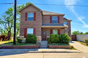606 Seneca Blvd, McKinney, TX 75069 - Photo 2