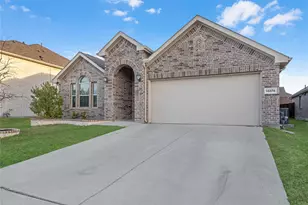 14876 Gilley Ln, Fort Worth, TX 76052 - Photo 2