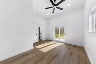 1259 Bonham St, Paris, TX 75460 - Photo 2