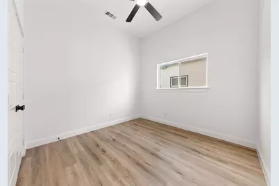 1259 Bonham Street, Paris, TX 75460 - Photo 12