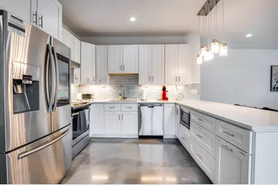 130 S Cisco Street, Dallas, TX 75246 - Photo 10