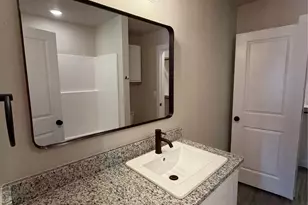 3058 Glennster St, Abilene, TX 79606 - Photo 10