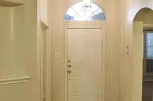 5752 Barrier Reef Dr, Fort Worth, TX 76179 - Photo 2