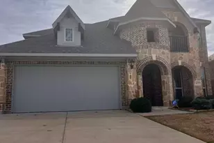 633 Ridgewater Trail, Fort Worth, TX 76131 - Photo 2