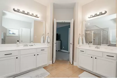 10921 Owl Creek Drive, Fort Worth, TX 76179 - Photo 18