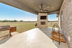 170 Rolling Hills Blvd, Alvord, TX 76225 - Photo 12