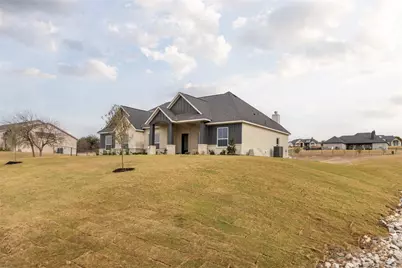 700 Burr Oak Lane, Weatherford, TX 76085 - Photo 2