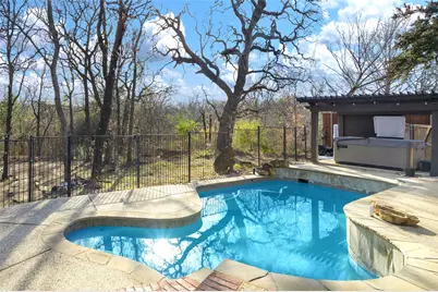 609 Somerset Drive, Flower Mound, TX 75028 - Photo 2