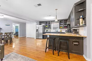 327 Nob Hill Ln, Seven Points, TX 75143 - Photo 8