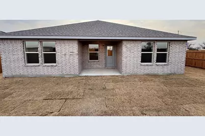 568 Marsh Street, Cleburne, TX 76033 - Photo 20