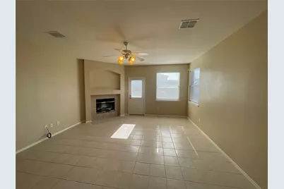 724 Courson Drive, DeSoto, TX 75115 - Photo 6