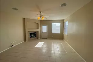 724 Courson Dr, DeSoto, TX 75115 - Photo 6