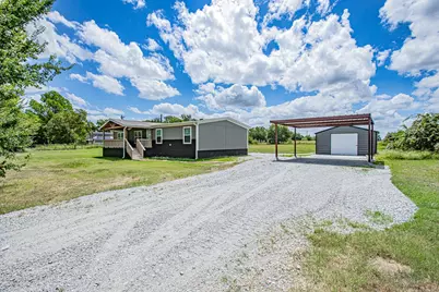 111 County Road 1303, Bridgeport, TX 76426 - Photo 2