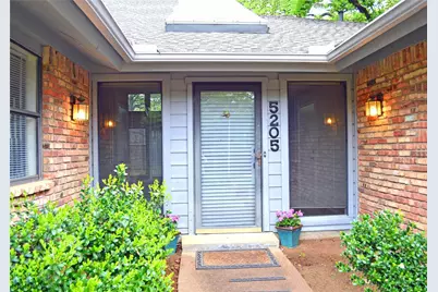 5205 Rustle Leaf Drive, Arlington, TX 76017 - Photo 2