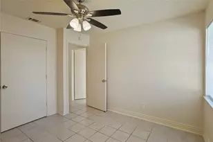 3718 Yellowstone St, Irving, TX 75062 - Photo 20