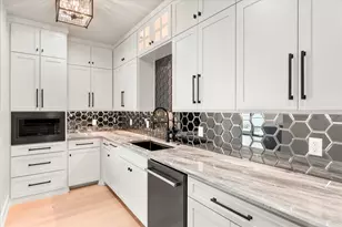 2565 Groves Ct, Tool, TX 75143 - Photo 10