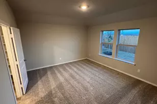 560 Marsh St, Cleburne, TX 76033 - Photo 8