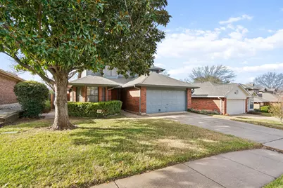 1523 Bennington Court, Grapevine, TX 76051 - Photo 2