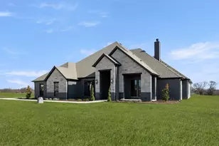 133 Blackstar Ln, Decatur, TX 76234 - Photo 2