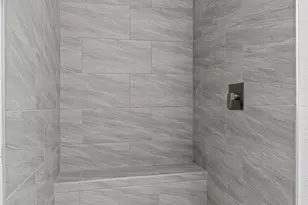 2619 Hillside Dr, Granbury, TX 76048 - Photo 20