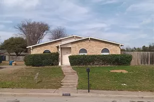 515 Faye St, DeSoto, TX 75115 - Photo 1