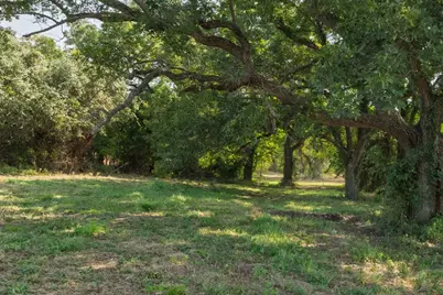 2700 Overton Court, Granbury, TX 76048 - Photo 14