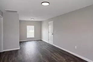 1806 Wellington St, Greenville, TX 75401 - Photo 6