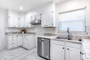 11521 Fernald Ave, Dallas, TX 75218 - Photo 18