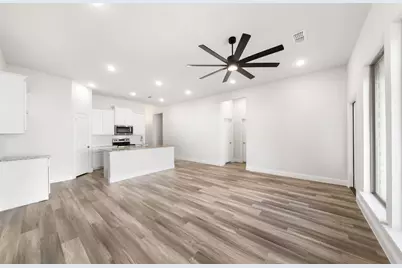 502 W 2nd Street, Venus, TX 76033 - Photo 10