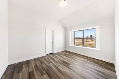 502 W 2nd Street, Venus, TX 76033 - Photo 12